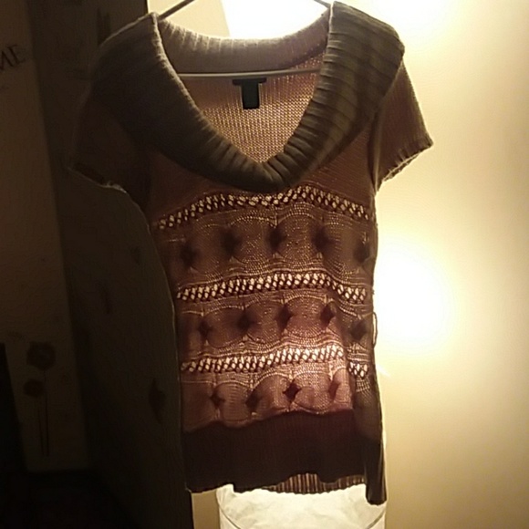 Sweater - Picture 3 of 3